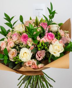 pink spray rose bouquet casa petal flower delivery dubai