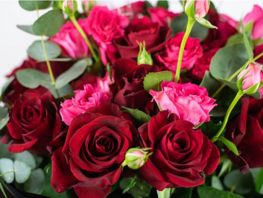 forever-love-bouquet-by-casa-petals-online-flower-shop-in-Dubai-2