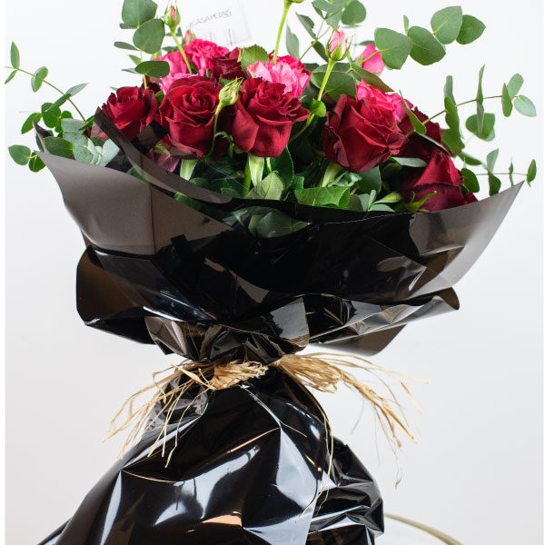 red and pink roses bouquets by casa petals online flower delivery Dubai