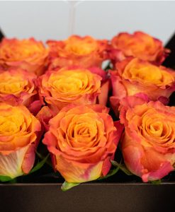 simply-pink-love-vase-arragement-by-casa-petals-online-flower-shop-dubai-1